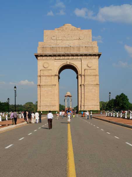 A Local’s Guide to Delhi: Where to Eat, Stay, and Explore