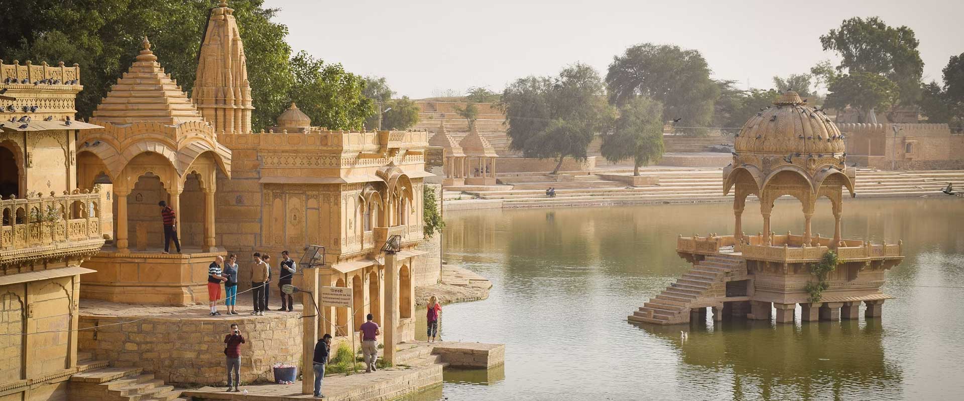 Royal Palace & Heritage Tour